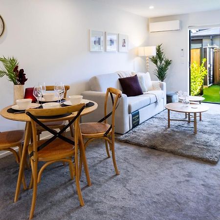 Vibrant Central Christchurch Pad 2 Bed 1 Bath With Park Exterior photo